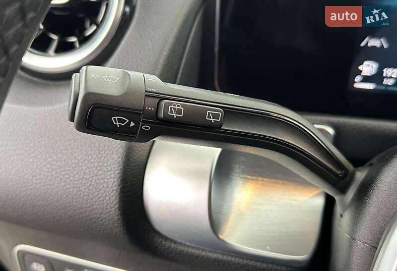 Внедорожник / Кроссовер Mercedes-Benz GLB-Class 2021 в Львове