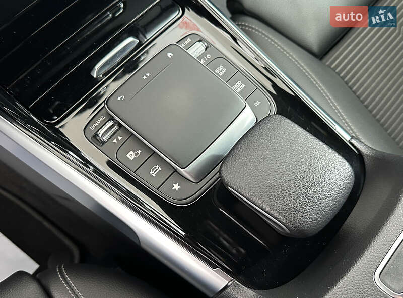 Внедорожник / Кроссовер Mercedes-Benz GLB-Class 2021 в Львове