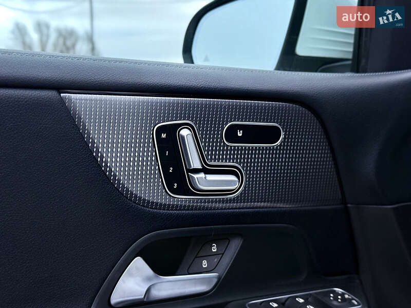 Позашляховик / Кросовер Mercedes-Benz GLB-Class 2020 в Тернополі фото 49 Позашляховик / Кросовер Mercedes-Benz GLB-Class 2020 в Тернополі