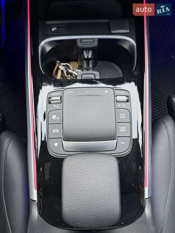 Внедорожник / Кроссовер Mercedes-Benz GLB-Class 2021 в Киеве фото 20 Внедорожник / Кроссовер Mercedes-Benz GLB-Class 2021 в Киеве