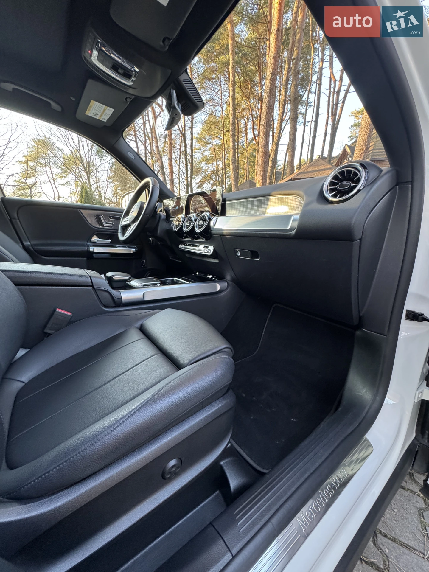 2022 Mercedes-Benz GLB - мініатюра 35