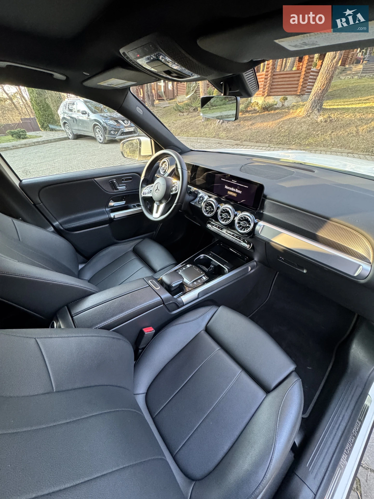 2022 Mercedes-Benz GLB - мініатюра 39