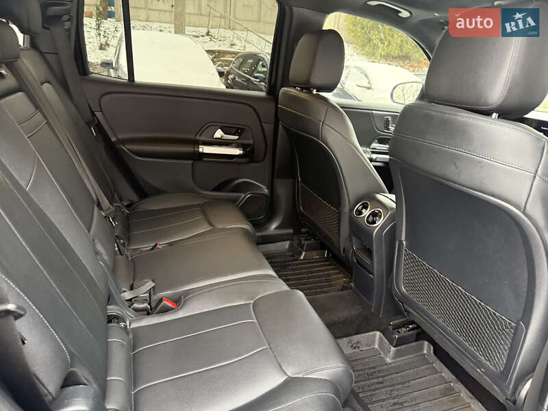 Позашляховик / Кросовер Mercedes-Benz GLB-Class 2021 в Рівному