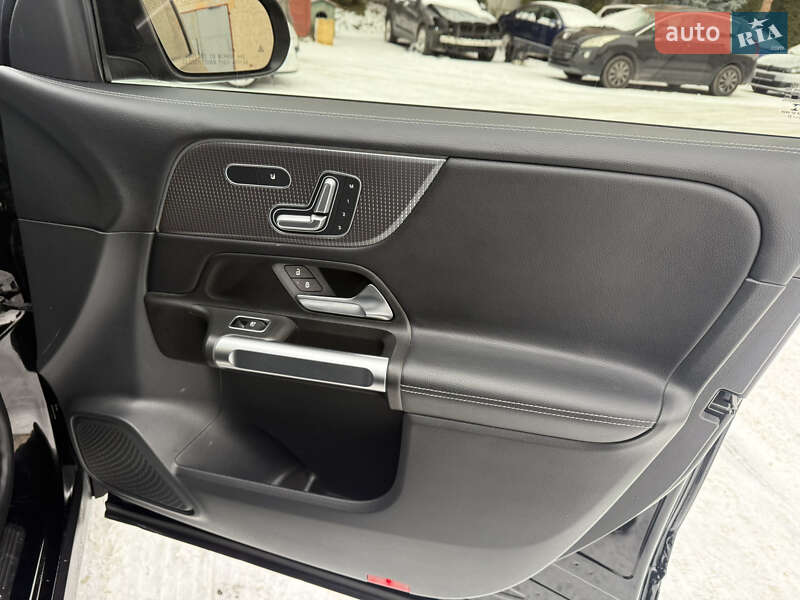 Позашляховик / Кросовер Mercedes-Benz GLB-Class 2021 в Рівному