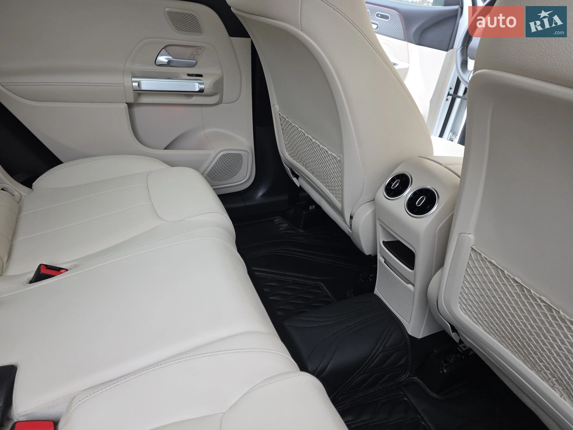 2024 Mercedes-Benz GLB - мініатюра 28