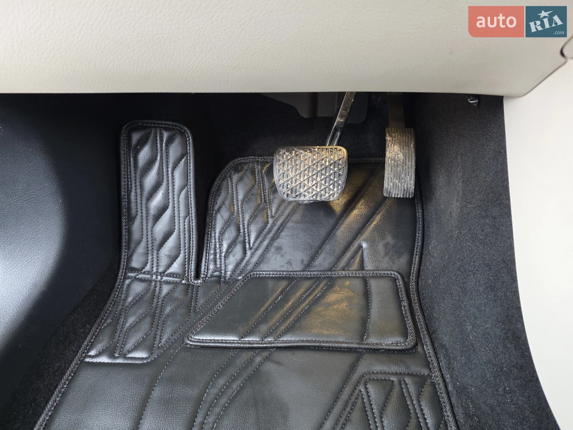 2024 Mercedes-Benz GLB - мініатюра 37