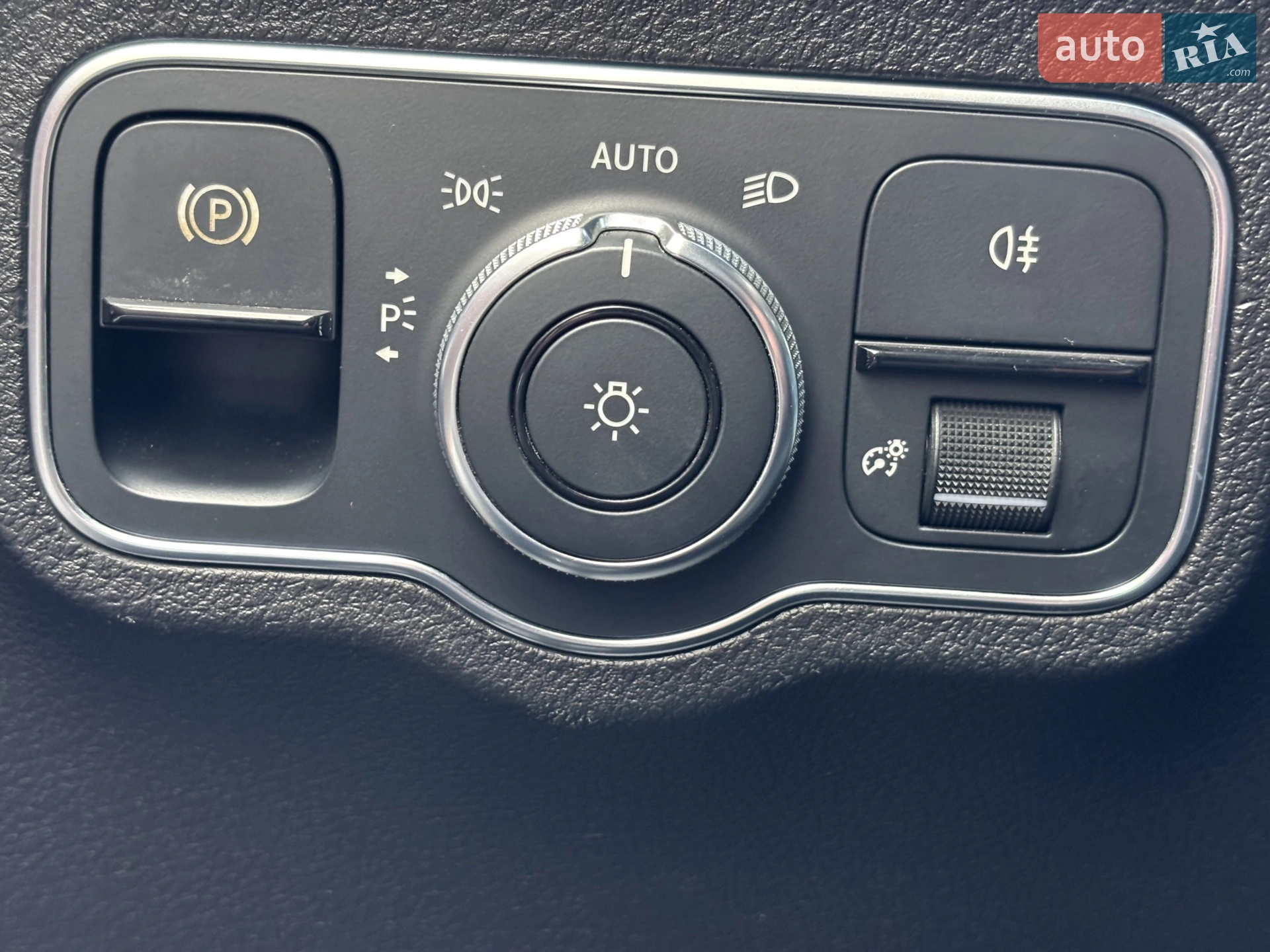 2021 Mercedes-Benz GLB - мініатюра 24