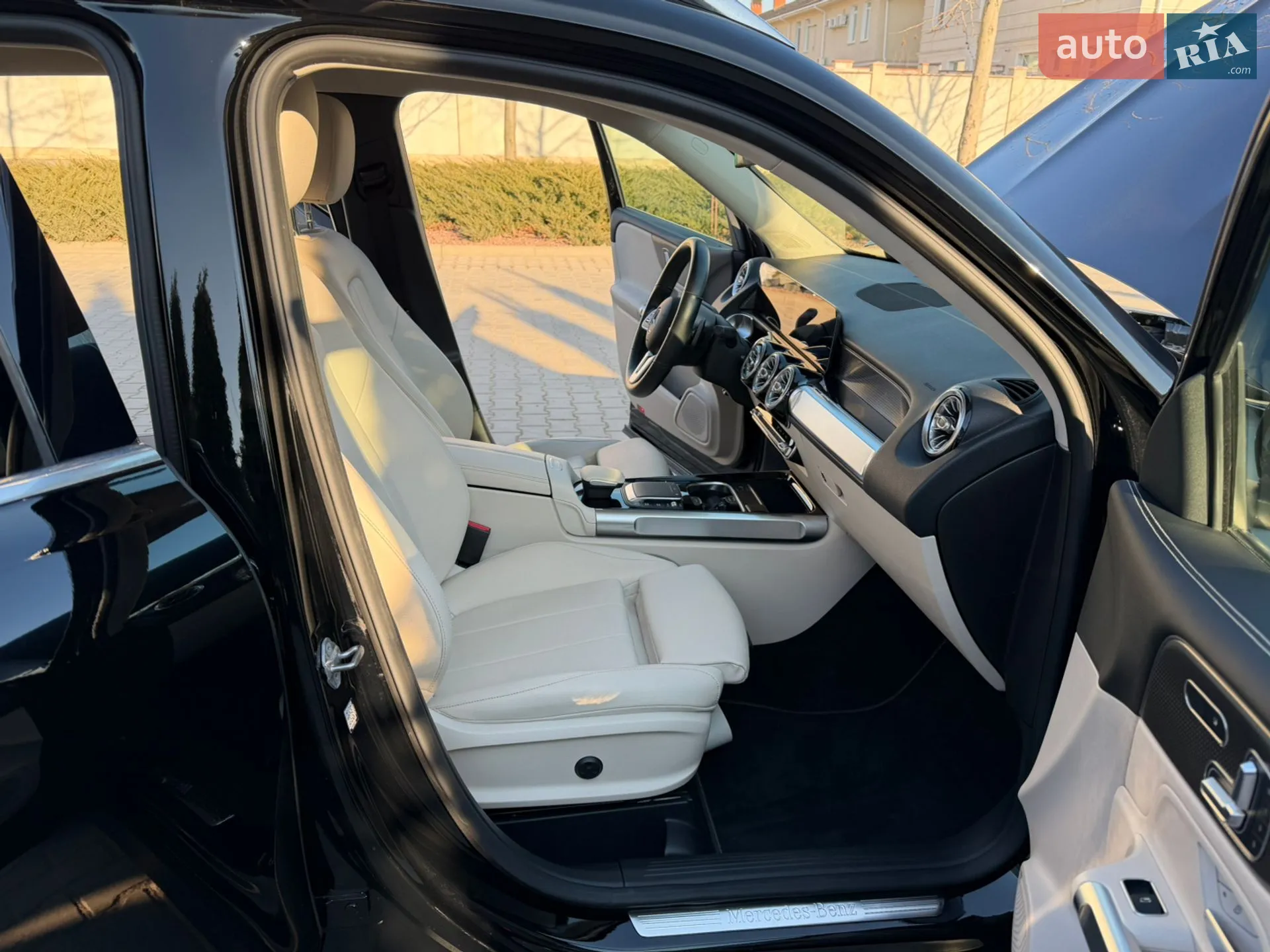 2021 Mercedes-Benz GLB - мініатюра 19