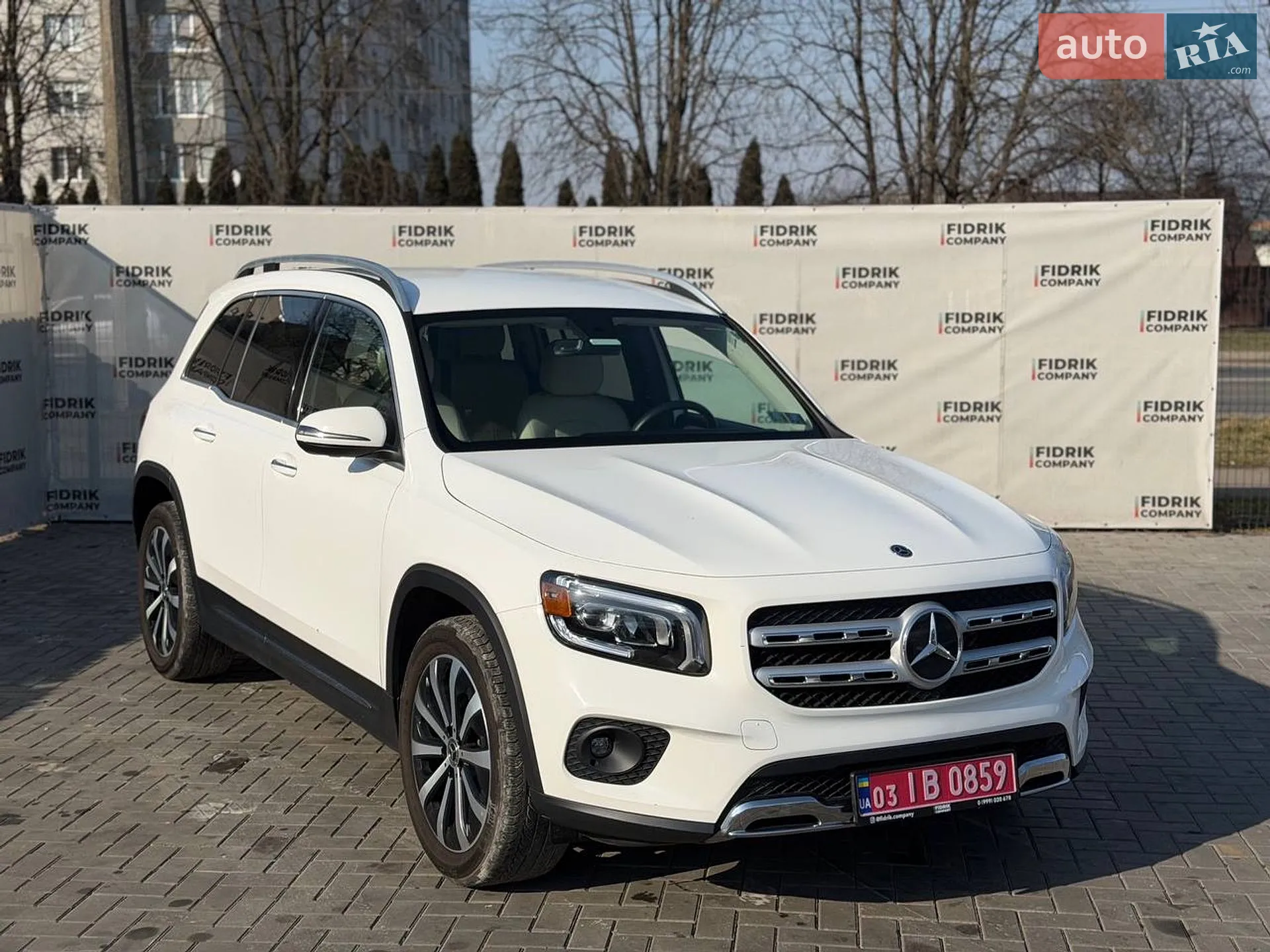 2019 Mercedes-Benz GLB - мініатюра 2