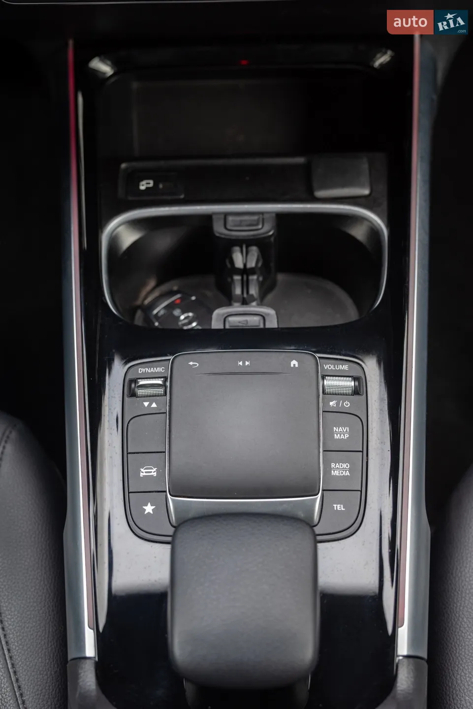 2022 Mercedes-Benz GLB - мініатюра 46