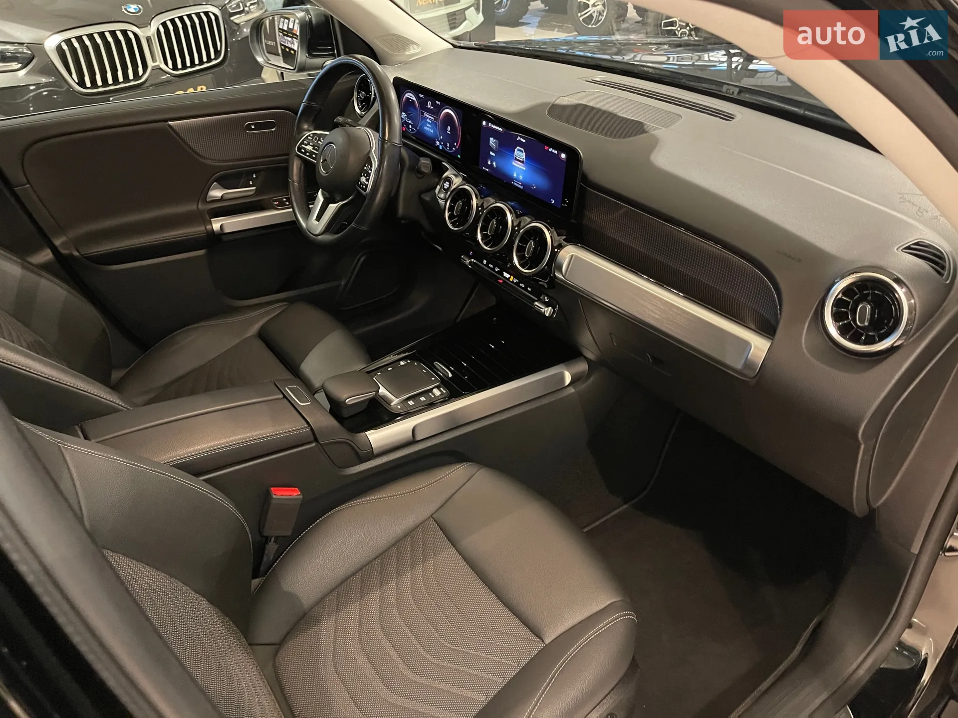 2023 Mercedes-Benz GLB - мініатюра 24