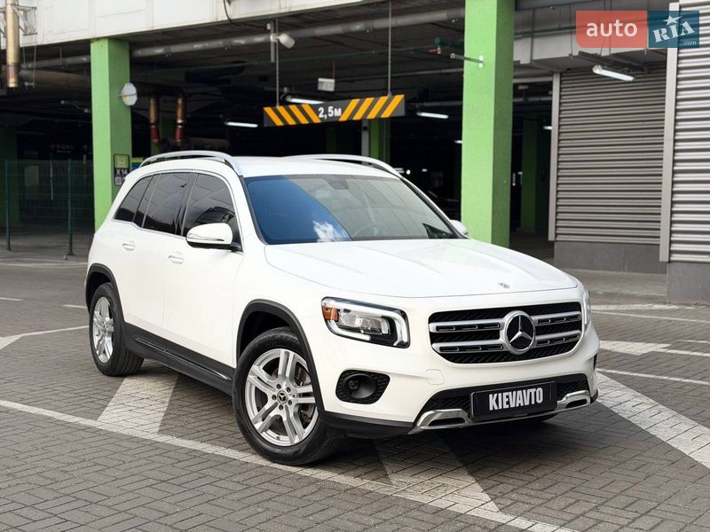 Mercedes-Benz GLB-Class 2020
