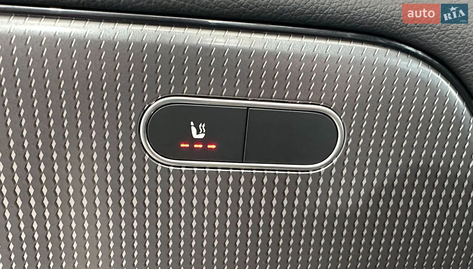 2021 Mercedes-Benz GLB - мініатюра 26