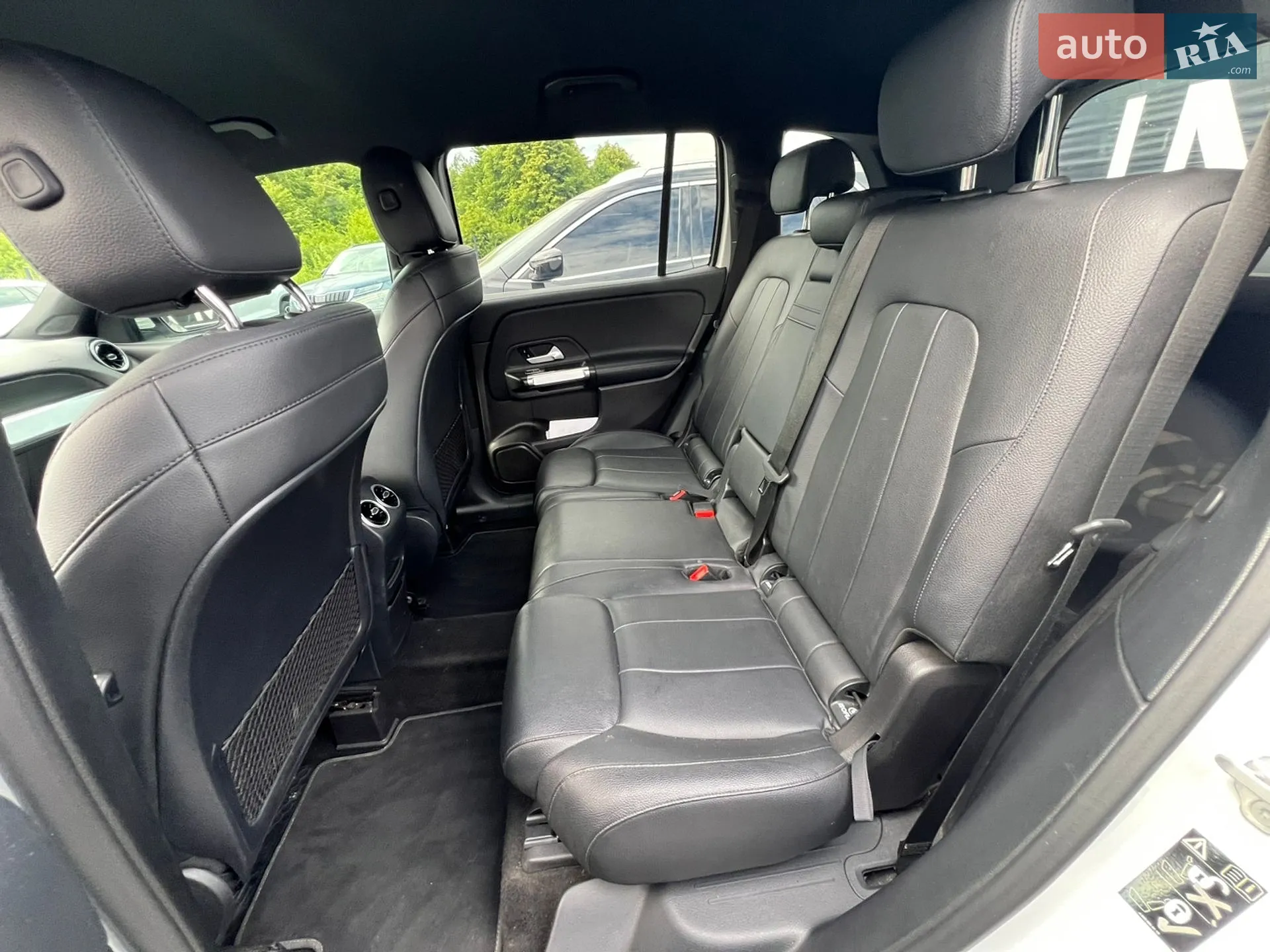 Mercedes-Benz GLB-Class 2020 VIN W1N4M4HB5LW025621 фото оголошення 10 з 18
