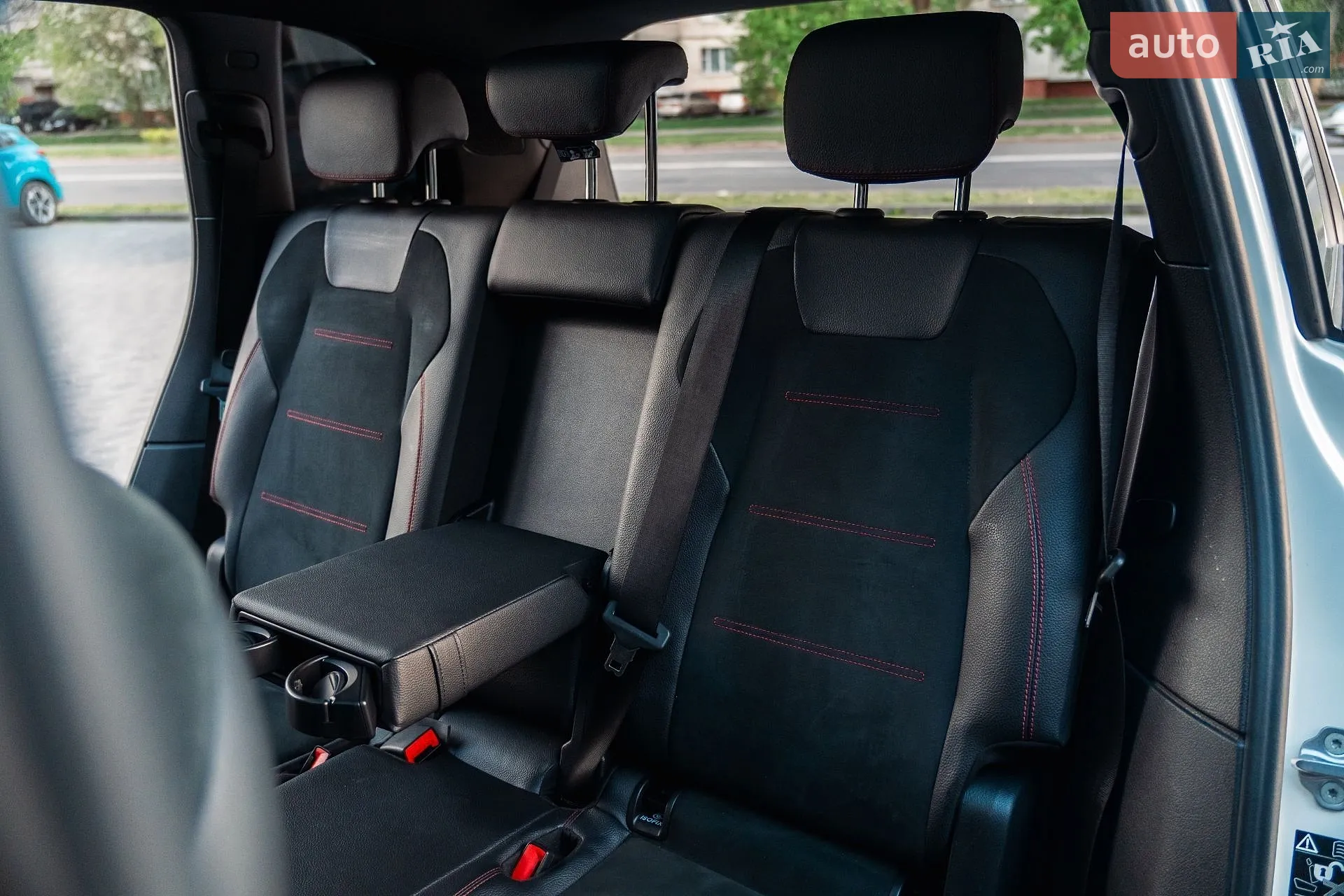 2021 Mercedes-Benz GLB - мініатюра 62
