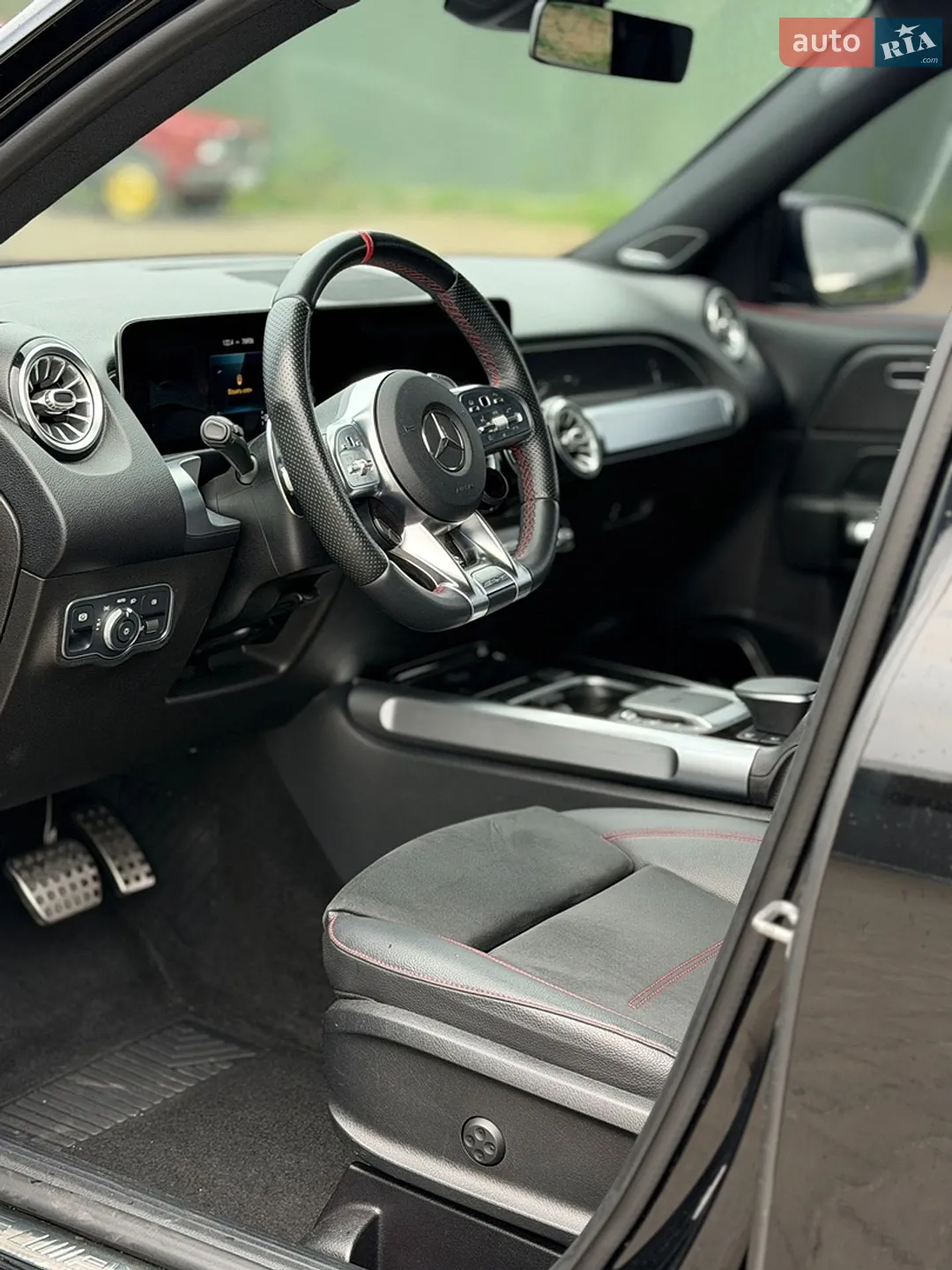 2021 Mercedes-Benz GLB - мініатюра 30