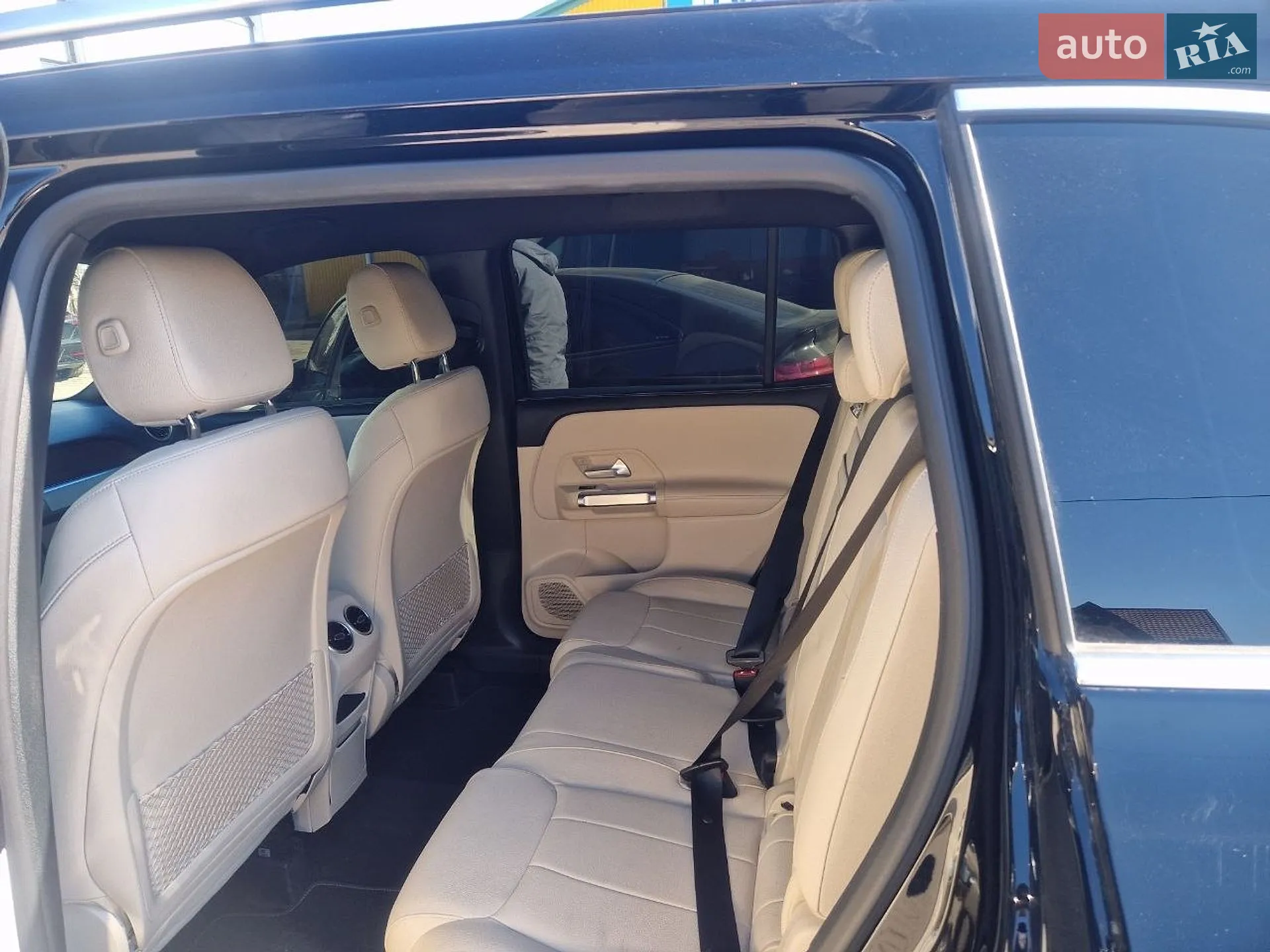 2023 Mercedes-Benz GLB - мініатюра 14