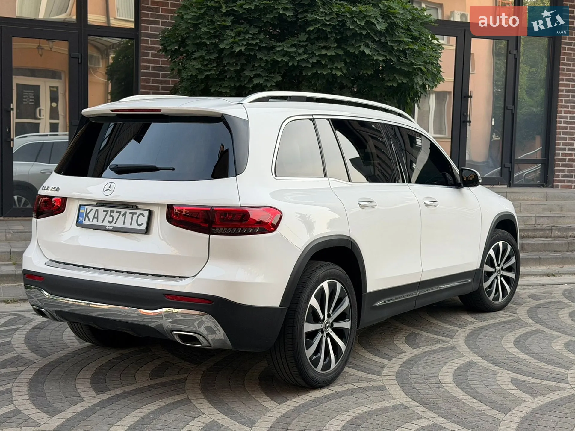 2019 Mercedes-Benz GLB - мініатюра 10