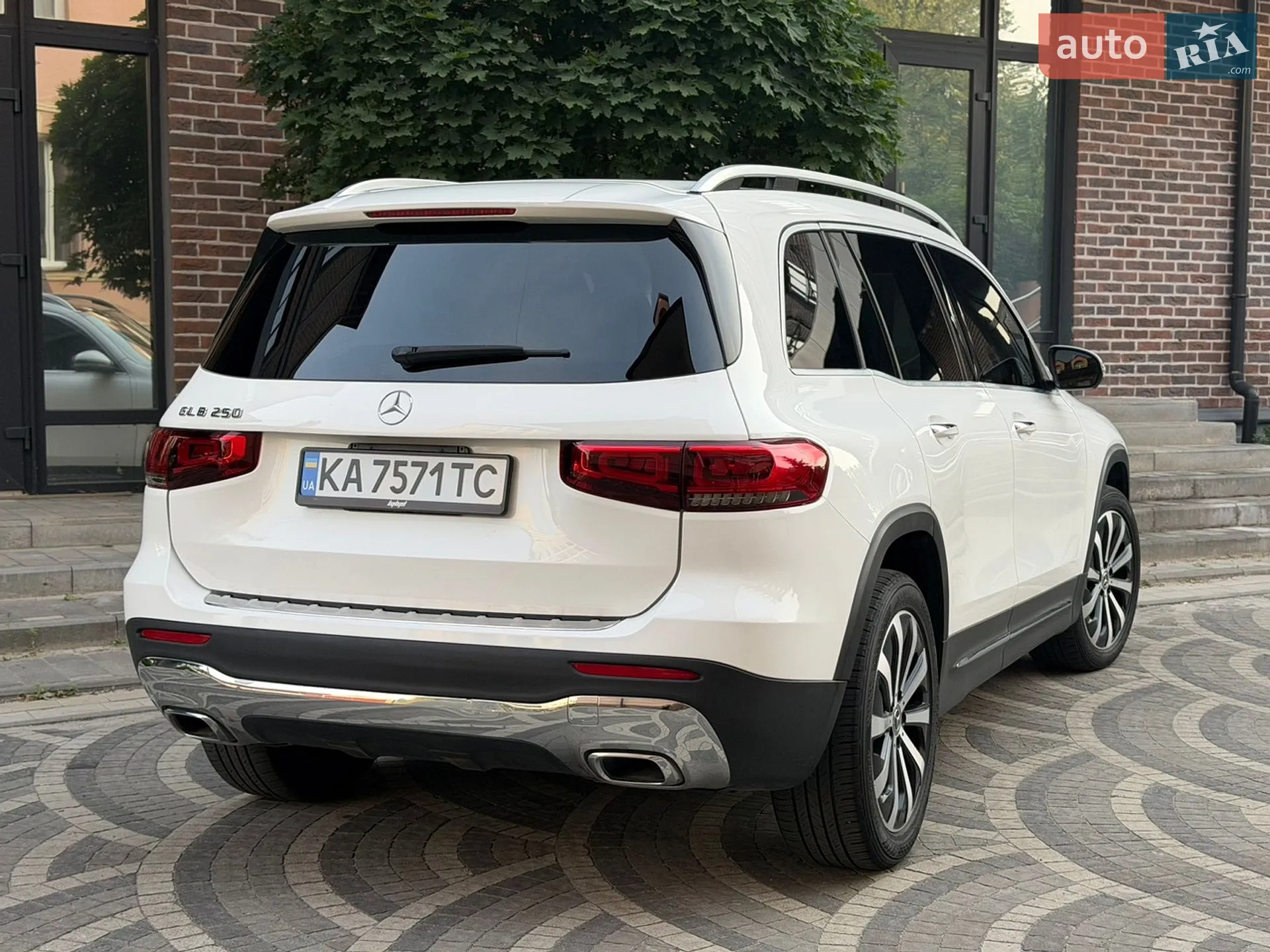 2019 Mercedes-Benz GLB - мініатюра 8