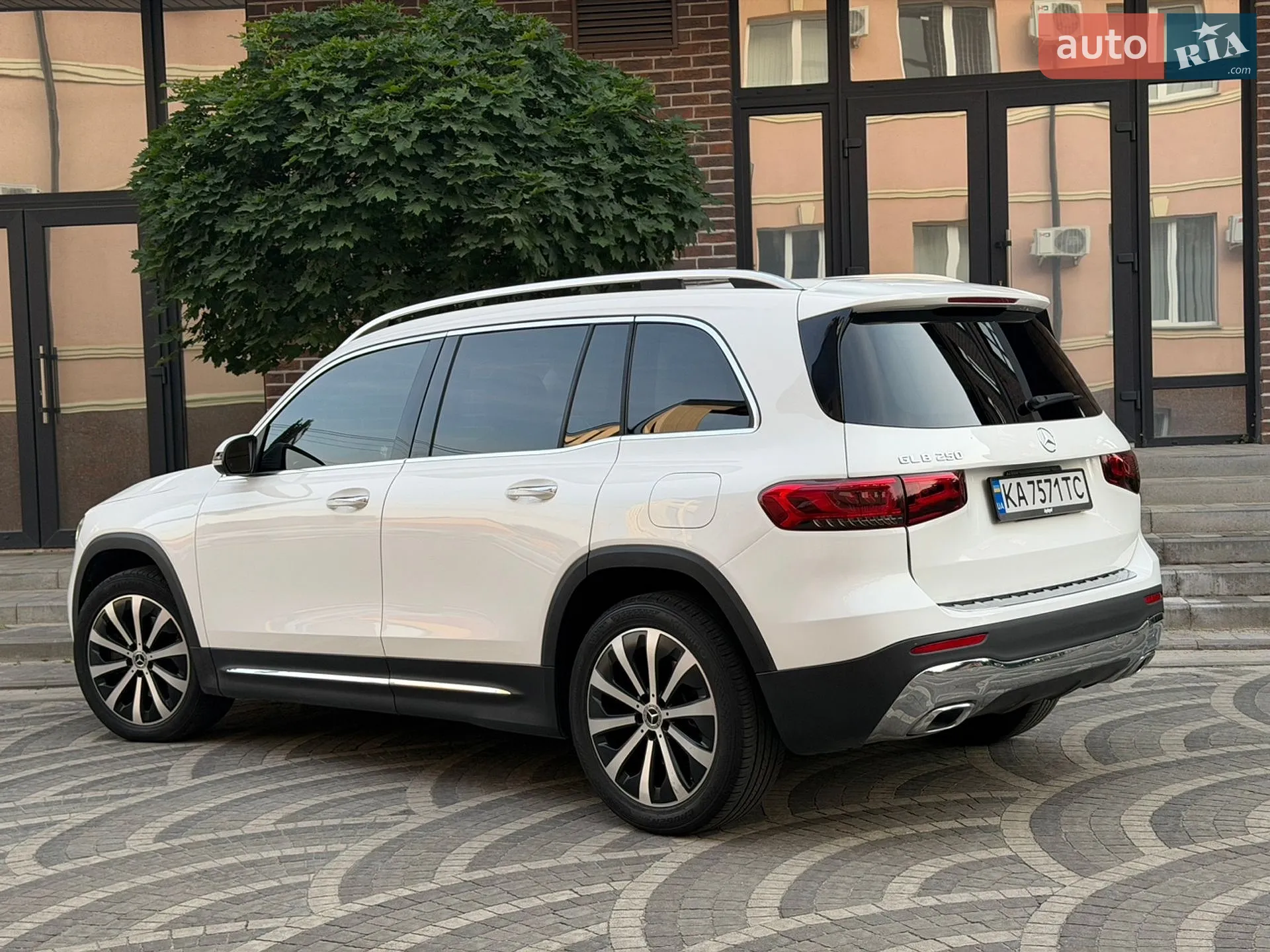 2019 Mercedes-Benz GLB - мініатюра 9