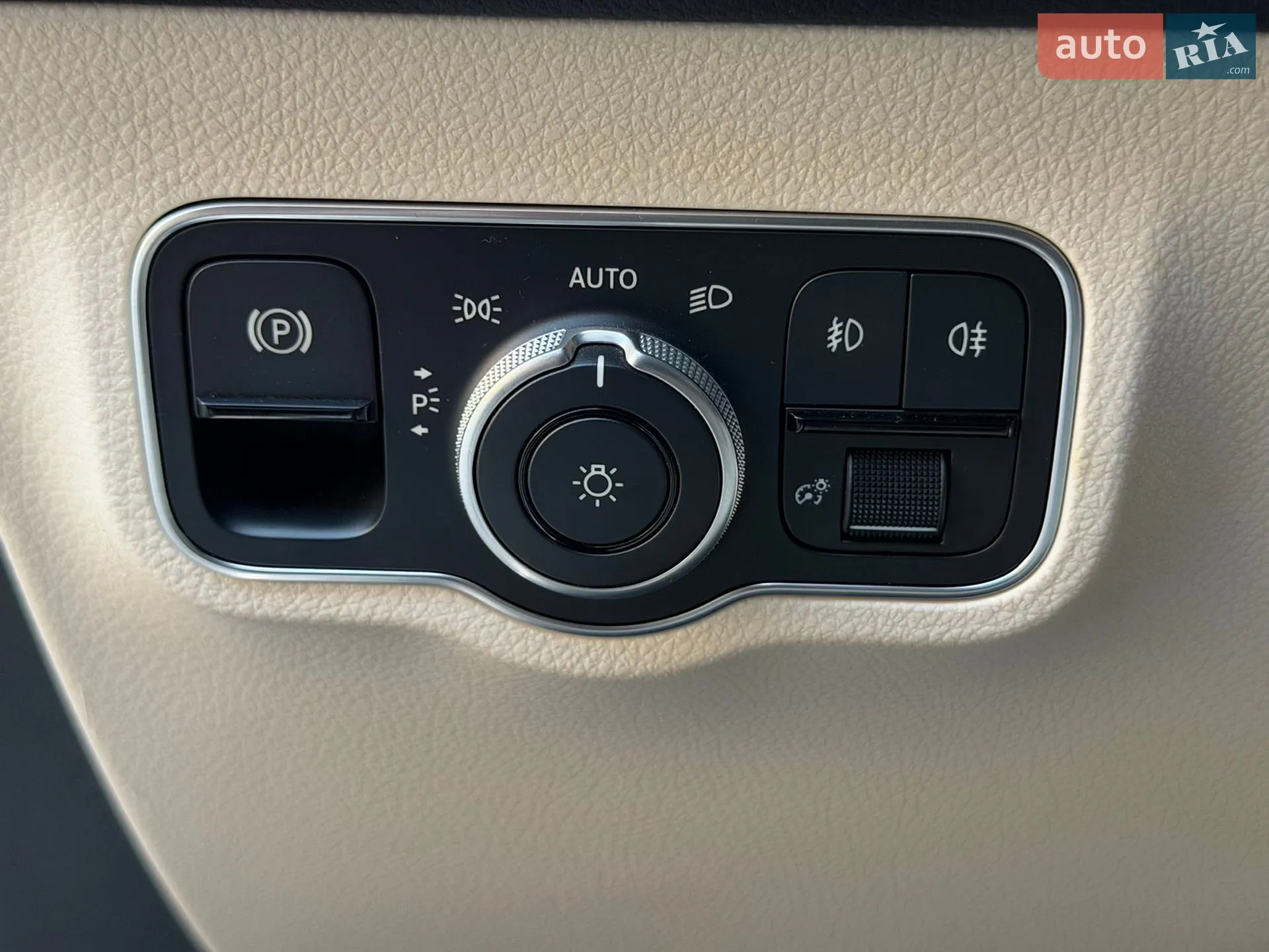 2019 Mercedes-Benz GLB - мініатюра 21