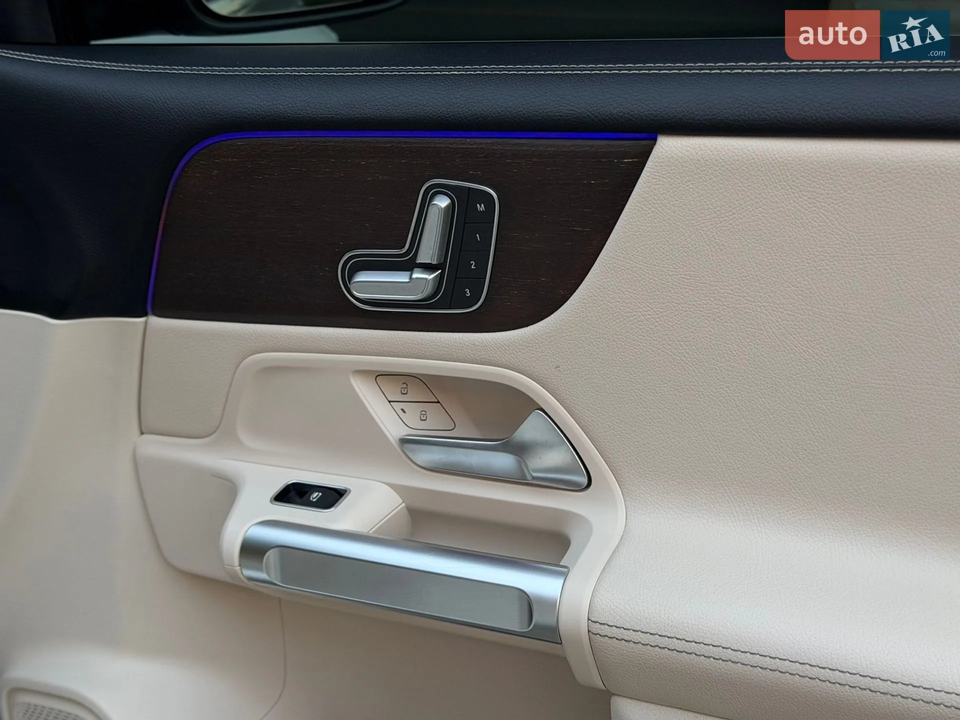 2019 Mercedes-Benz GLB - мініатюра 23