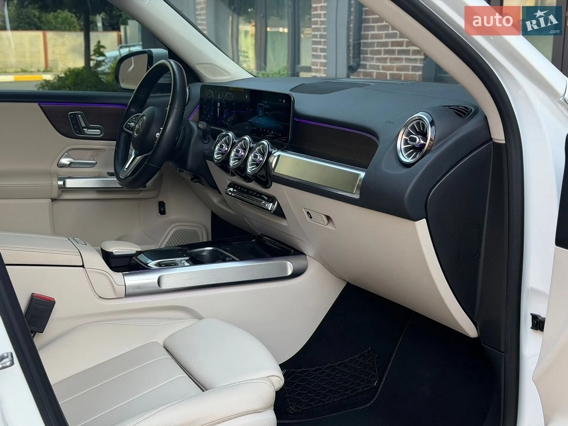 2019 Mercedes-Benz GLB - мініатюра 24