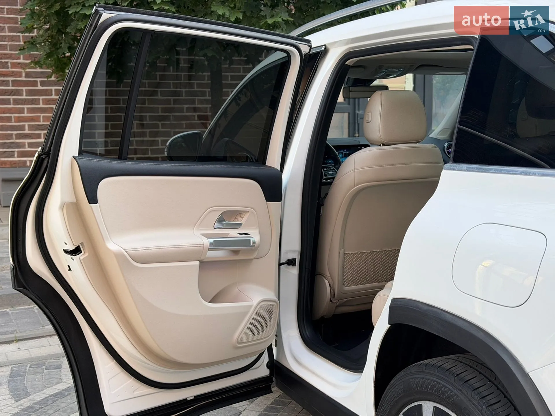 2019 Mercedes-Benz GLB - мініатюра 42