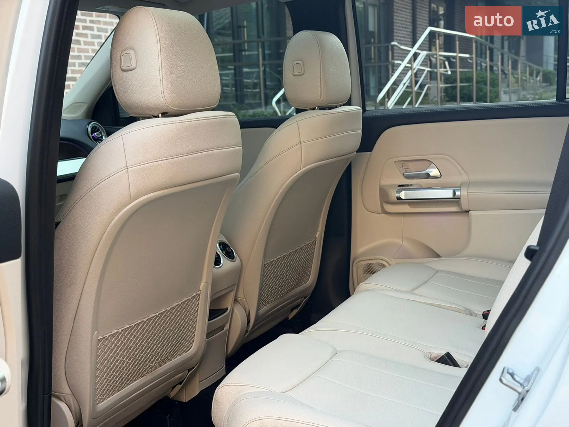 2019 Mercedes-Benz GLB - мініатюра 44