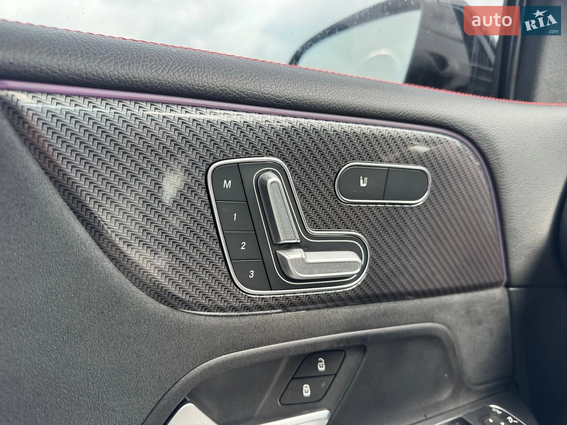 2021 Mercedes-Benz GLB - мініатюра 24
