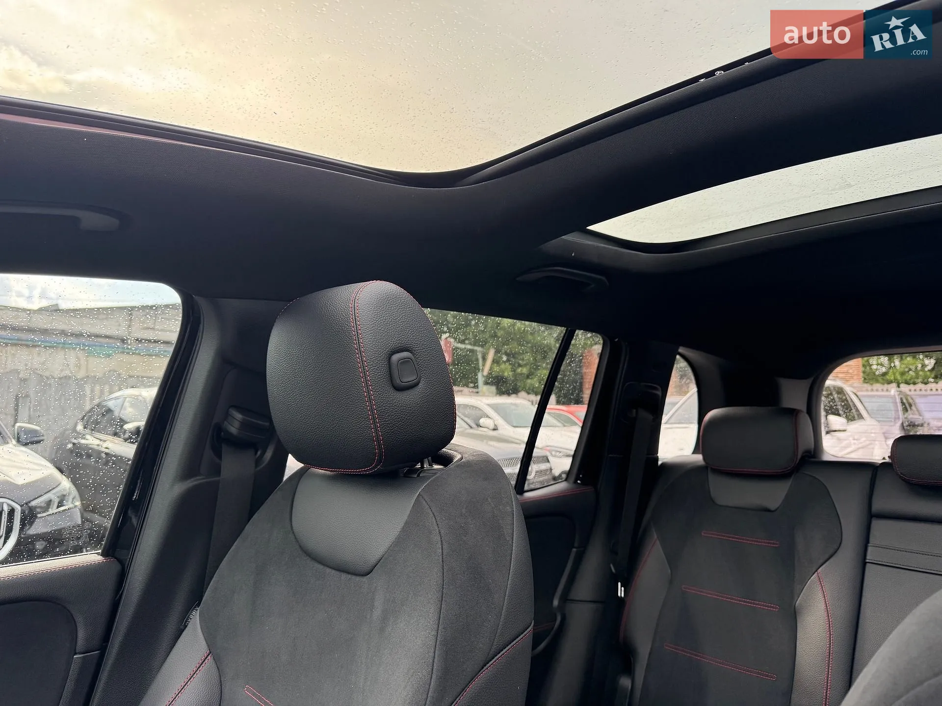 2021 Mercedes-Benz GLB - мініатюра 32