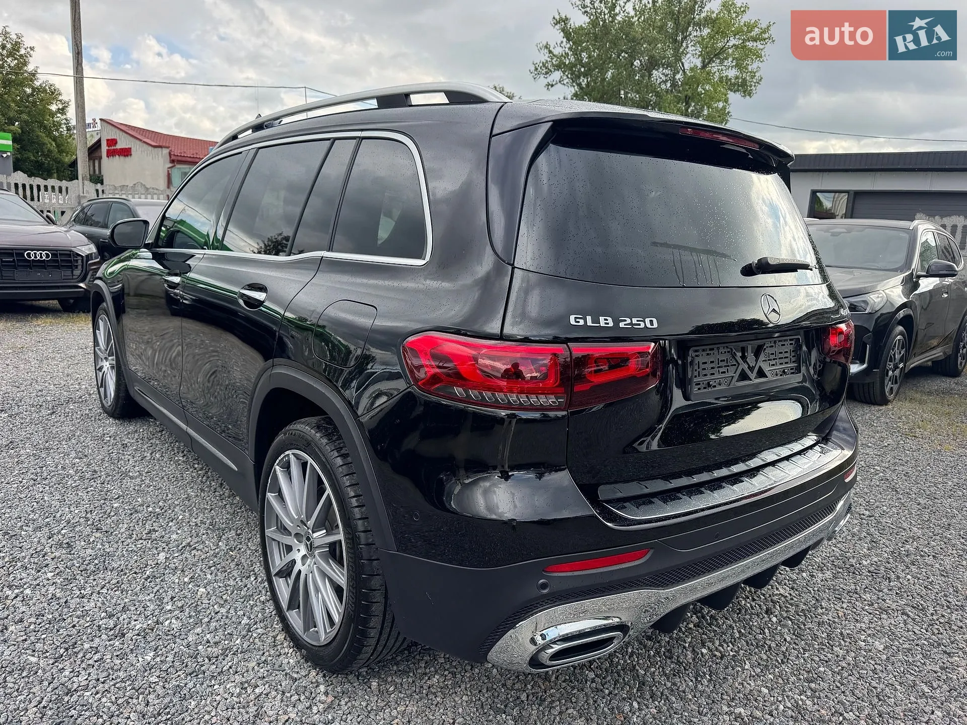 2021 Mercedes-Benz GLB - мініатюра 71