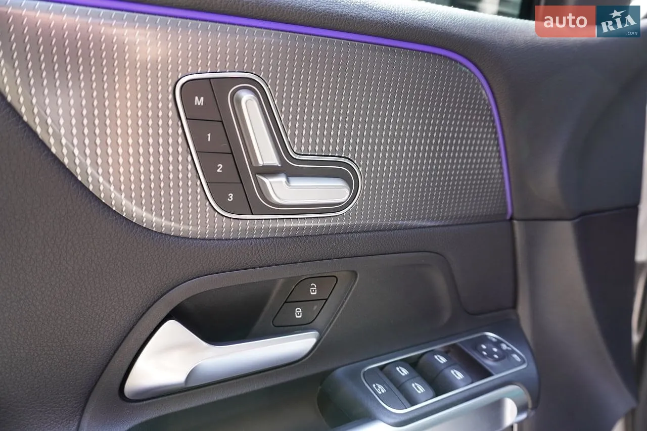 2020 Mercedes-Benz GLB - мініатюра 32