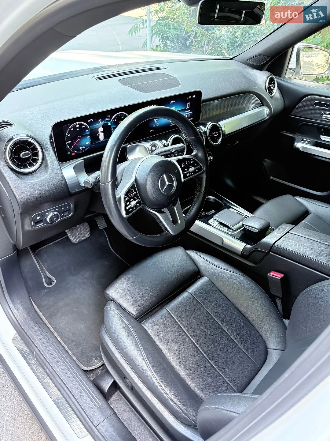 2020 Mercedes-Benz GLB - мініатюра 14
