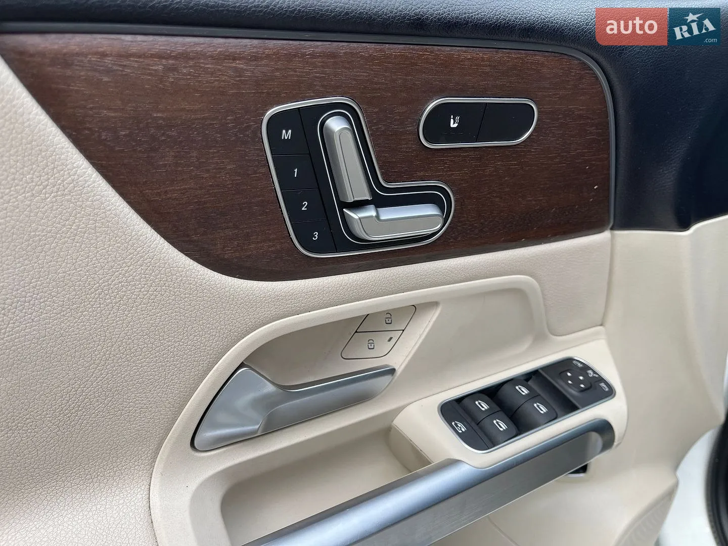 2020 Mercedes-Benz GLB - мініатюра 27