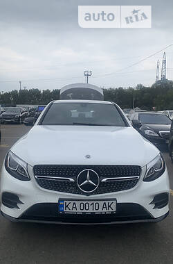 Внедорожник / Кроссовер Mercedes-Benz GLC 300 2019 в Киеве