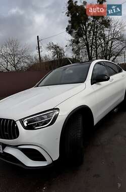 Внедорожник / Кроссовер Mercedes-Benz GLC-Class Coupe 2017 в 