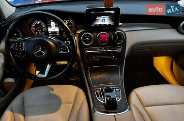 Позашляховик / Кросовер Mercedes-Benz GLC-Class Coupe 2017 в 
