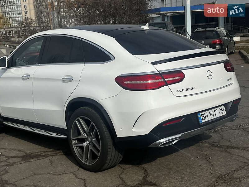 Внедорожник / Кроссовер Mercedes-Benz GLC-Class Coupe 2016 в Киеве