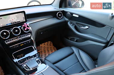 Позашляховик / Кросовер Mercedes-Benz GLC-Class Coupe 2022 в 