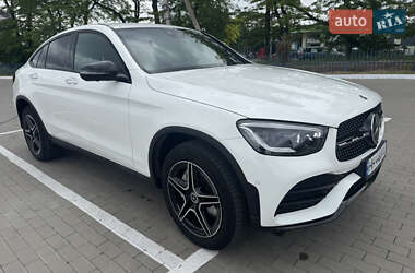 Позашляховик / Кросовер Mercedes-Benz GLC-Class Coupe 2021 в 