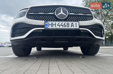 Позашляховик / Кросовер Mercedes-Benz GLC-Class Coupe 2021 в 