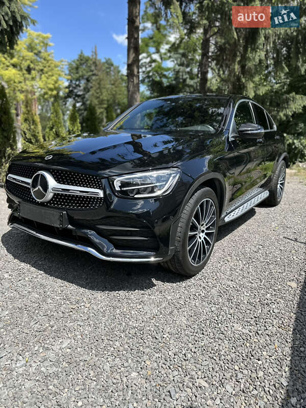 Внедорожник / Кроссовер Mercedes-Benz GLC-Class Coupe 2022 в 