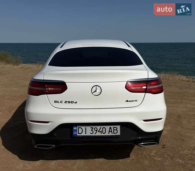 Внедорожник / Кроссовер Mercedes-Benz GLC-Class Coupe 2018 в Одессе