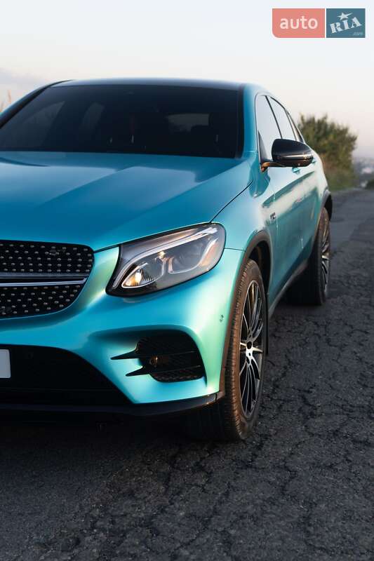 Позашляховик / Кросовер Mercedes-Benz GLC-Class Coupe 2019 в Івано-Франківську