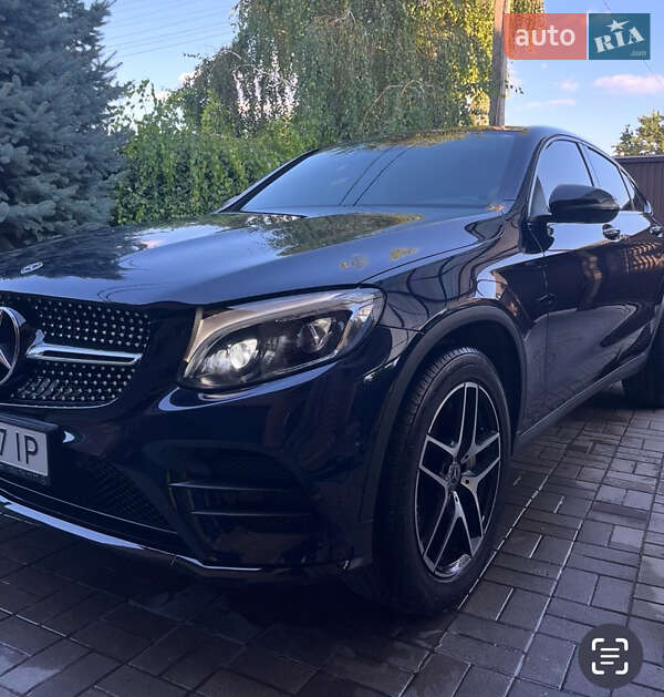 Внедорожник / Кроссовер Mercedes-Benz GLC-Class Coupe 2018 в 