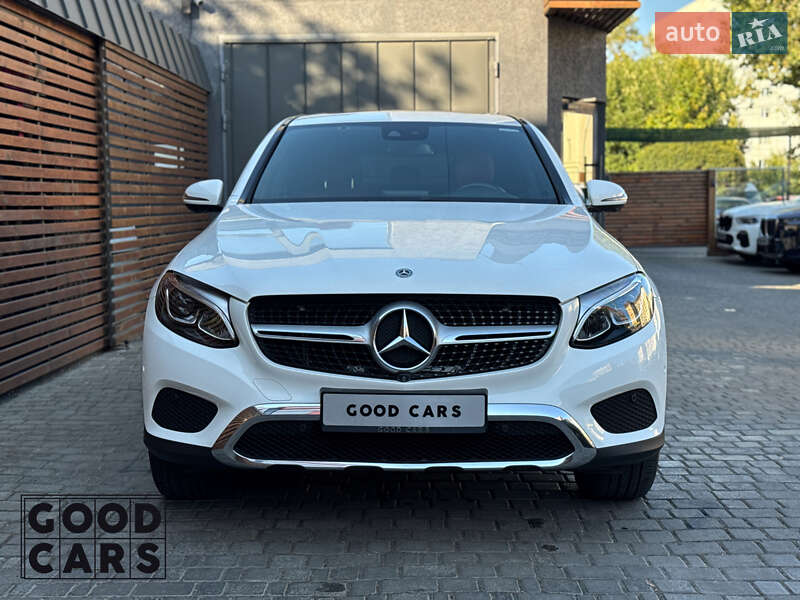 Внедорожник / Кроссовер Mercedes-Benz GLC-Class Coupe 2017 в 