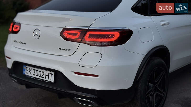 Позашляховик / Кросовер Mercedes-Benz GLC-Class Coupe 2020 в Млиніві