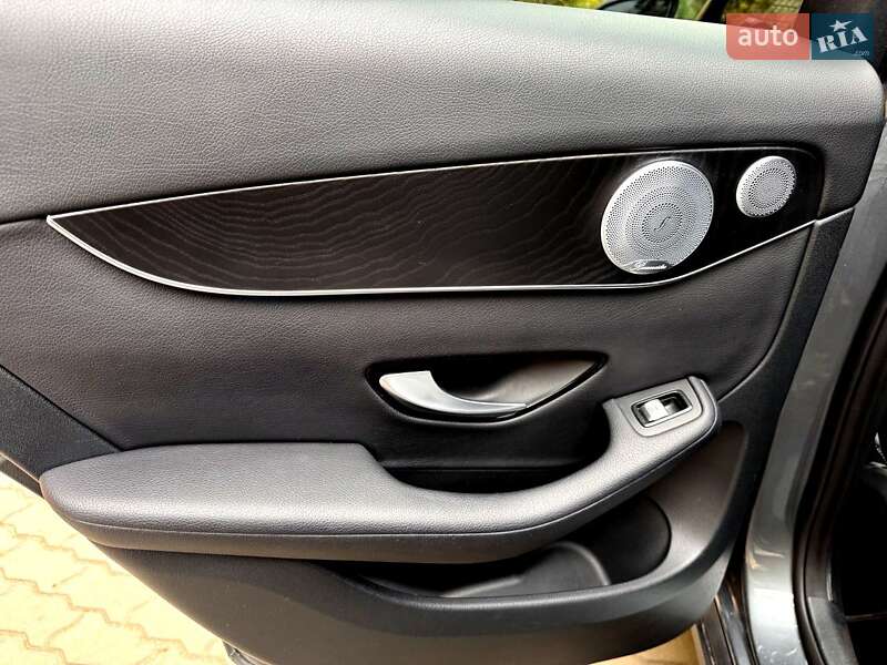 Позашляховик / Кросовер Mercedes-Benz GLC-Class Coupe 2017 в Хмельницькому фото 24 Позашляховик / Кросовер Mercedes-Benz GLC-Class Coupe 2017 в Хмельницькому