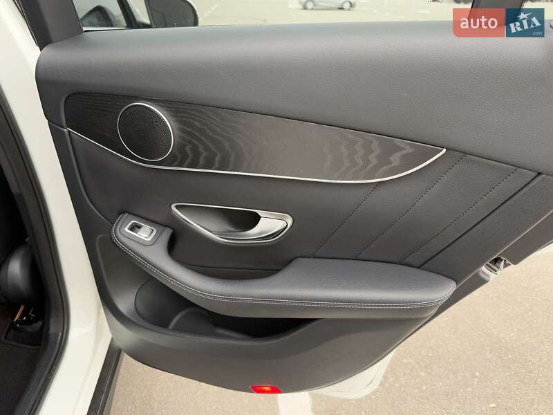 Позашляховик / Кросовер Mercedes-Benz GLC-Class Coupe 2017 в Києві